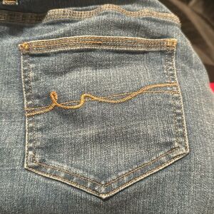 St John’s Bay 16W Capri jeans